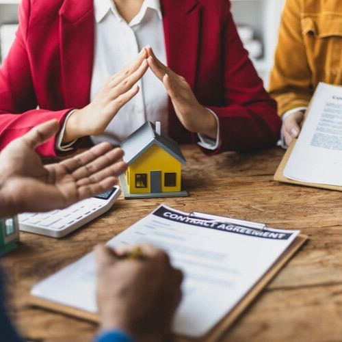 home-insurance-concept-real-estate-businesswoman-2025-10-19-00-06-41-utc (1) home-insurance-concept-real-estate-businesswoman-2025-10-19-00-06-41-utc (1)