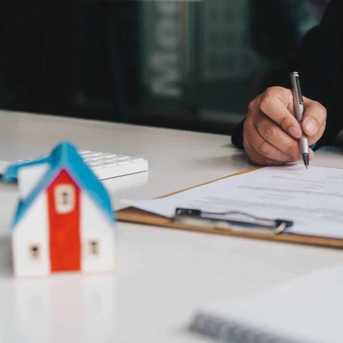 real-estate-brokers-sign-contract-paper-real-esta-2022-08-18-23-32-27-utc (1)